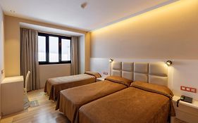 House 3*